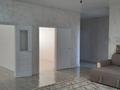 Отдельный дом · 3 комнаты · 180 м² · 10 сот., мкр Жумыскер, 17 4 — Возле супермаркета Москва за 34 млн ₸ в Атырау — фото 2