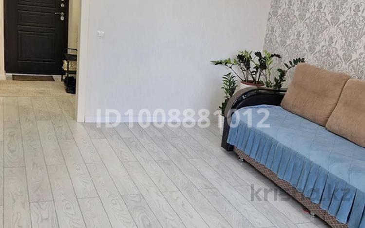 1-бөлмелі пәтер · 46 м² · 2/5 қабат, мкр. Алтын орда, Алтын Орда, бағасы: 24 млн ₸ в Актобе — фото 2