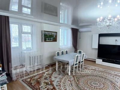 Отдельный дом · 7 комнат · 225.4 м² · 12 сот., Датова — Школа рядом, остановка Коттеджи за 50 млн 〒 в 