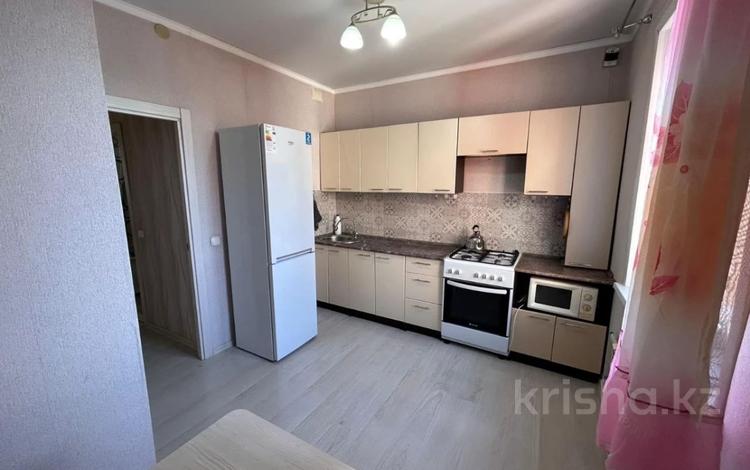 1-комнатная квартира · 41 м², Пушкина 121 за 200 000 ₸ в Костанае — фото 2