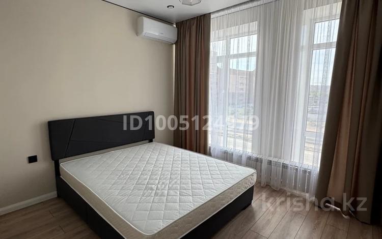 2-бөлмелі пәтер · 50 м² · 3/5 қабат, Алтын орда ш/а. 228/41 — Тауелсиздик- Г.Жубановой, бағасы: 230 000 ₸ в Актобе, мкр. Алтын орда — фото 2