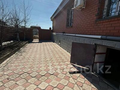 Отдельный дом · 5 комнат · 220 м² · 9 сот., Маяковского 68 за 71.5 млн 〒 в Петропавловске