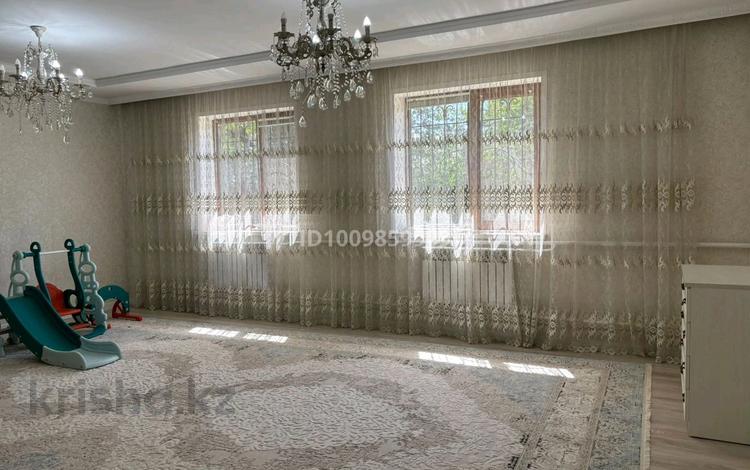 Отдельный дом · 5 комнат · 135 м² · 7 сот., Токбергенова 13 за 78 млн 〒 в Таразе — фото 2