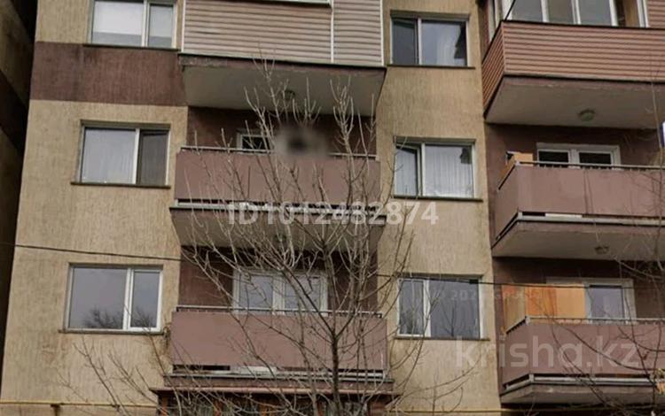 1-бөлмелі пәтер · 38 м² · 5/5 қабат, мкр 13-й военный городок, Суюнбая 178/1 — Находится возле магазина Айман новый дом, бағасы: 27.5 млн ₸ в Алматы, Турксибский р-н — фото 2