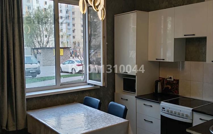 1-бөлмелі пәтер · 38 м² · 1/12 қабат, мкр Акбулак, 1-я улица, бағасы: 28 млн ₸ в Алматы, Алатауский р-н — фото 8
