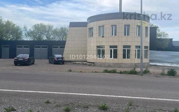 Еркін, кеңселер, қоймалар, жқб, автосервистер мен көлік жуу, қоғамдық тамақтану орны · 2000 м², бағасы: 350 млн ₸ в Караганде — фото 2
