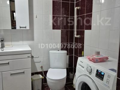 1-комнатная квартира · 47 м² · 3/9 этаж, мкр 12 38а за 200 000 〒 в Актобе