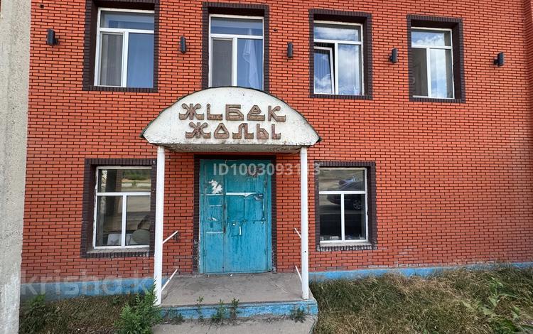 Свободное назначение, магазины и бутики · 130 м² за 20 млн 〒 в Урджаре — фото 2