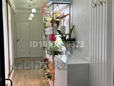 2-бөлмелі пәтер · 74.5 м² · 1/10 қабат, Алтын Орда 6/7, бағасы: 43 млн ₸ в Алматы, Наурызбайский р-н