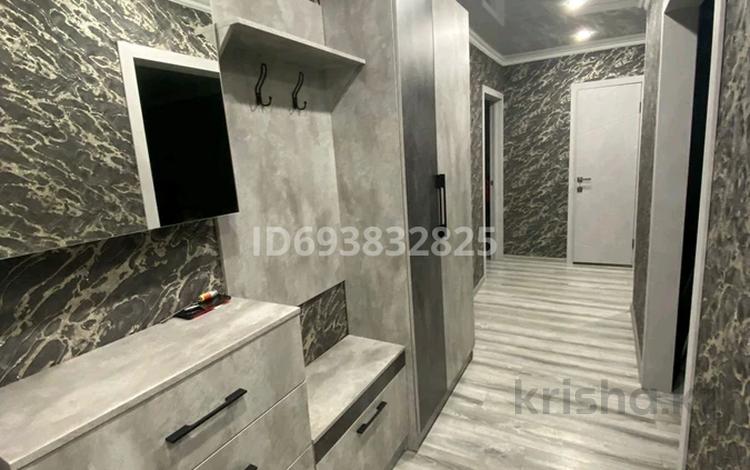 3-комнатная квартира · 67.2 м² · 6/9 этаж, Камзина 64 за 31.8 млн ₸ в Павлодаре — фото 2
