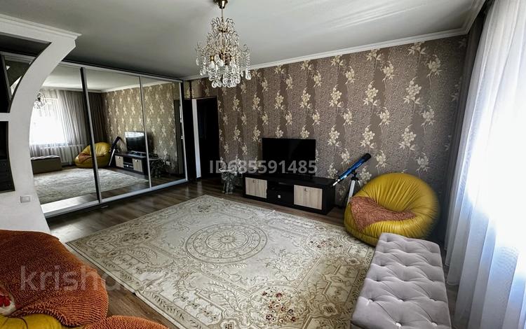 3-комнатная квартира · 65 м² · 1/5 этаж, Чайжунусова 101 — За акиматом за 36 млн ₸ в Семее — фото 2
