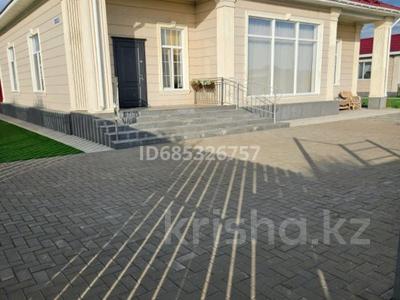 Жеке үй · 4 бөлме · 220 м² · 10 сот., мкр Уркер, бағасы: 150 млн 〒 в Астане, Нура р-н