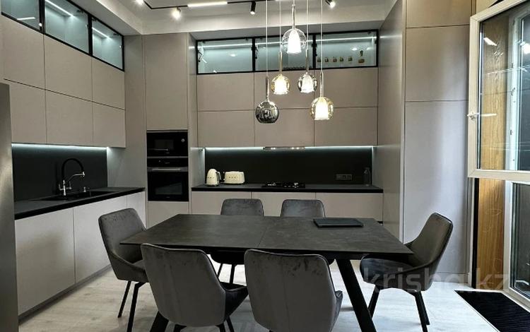 3-бөлмелі пәтер · 140 м² · 1/3 қабат, Аль- Фараби 116 — Каппарова, бағасы: 230 млн ₸ в Алматы, Медеуский р-н — фото 2