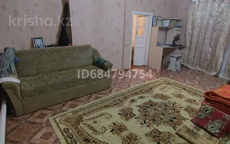 Отдельный дом · 3 комнаты · 69.7 м² · 4 сот., 2рабочий поселок за 12 млн 〒 в Уральске — фото 2