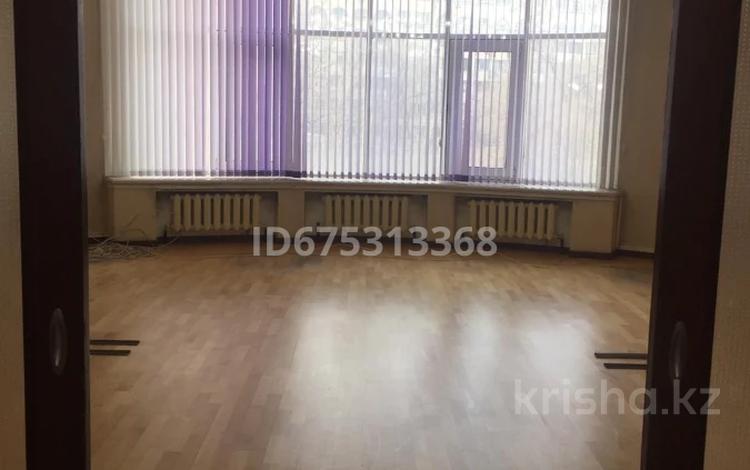 Кеңселер · 310 м², бағасы: 2.5 млн ₸ в Алматы, Медеуский р-н — фото 26