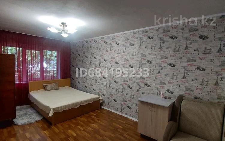 1-комнатная квартира, 30 м², 1/5 этаж, Пр. Абая 7