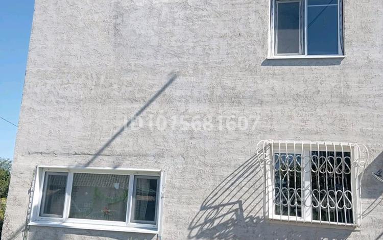 Отдельный дом · 4 комнаты · 120 м² · 6 сот., мкр Жулдыз 17 — Микрорайона жулдыз за 15 млн ₸ в Уральске — фото 3