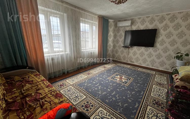 Жеке үй · 3 бөлме · 78 м² · 4.5 жүзд., Дархан — Единства, бағасы: 23 млн ₸ в Уральске — фото 2