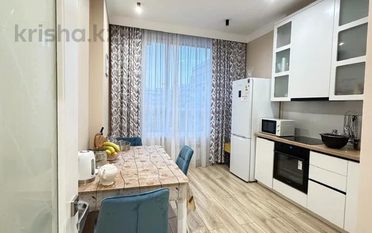 2-комнатная квартира · 60 м² · 6/12 этаж, Санжара Асфендиярова 4 за ~ 39.5 млн ₸ в Астане, Нура р-н — фото 2