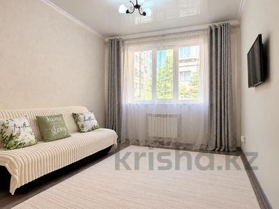 2-бөлмелі пәтер · 42 м² · 2/6 қабат, Кенесары хана 83/4 — Парк Президента, Аскарова, бағасы: 33 млн ₸ в Алматы, Бостандыкский р-н