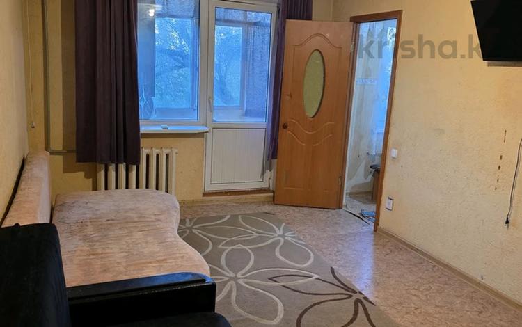 1-комнатная квартира · 33 м² · 4/5 этаж, 3микр 4 за 140 000 ₸ в Конаеве — фото 2