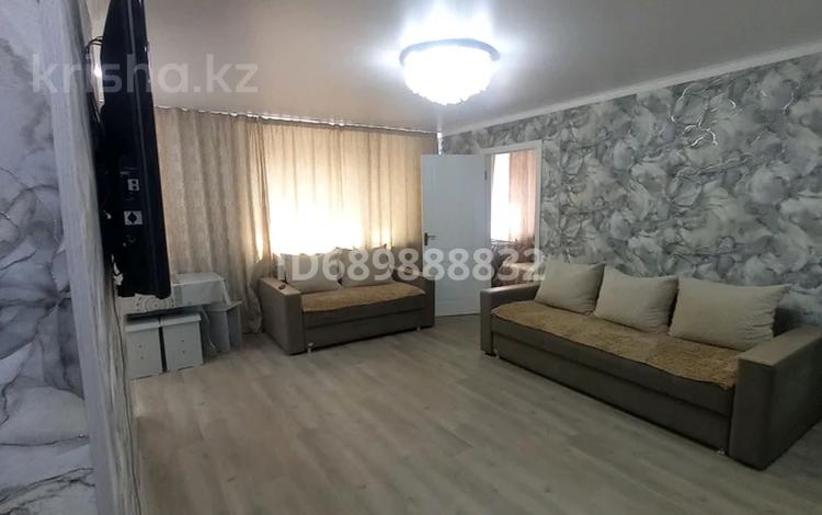 2-бөлмелі пәтер · 64 м² · 1/5 қабат, Первомайская 39 — Пр Ауэзова, бағасы: 280 000 ₸ в Семее — фото 77