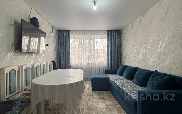 3-бөлмелі пәтер · 61 м² · 1/5 қабат, 18-й микрорайон 21, бағасы: 18 млн ₸ в Караганде — фото 2