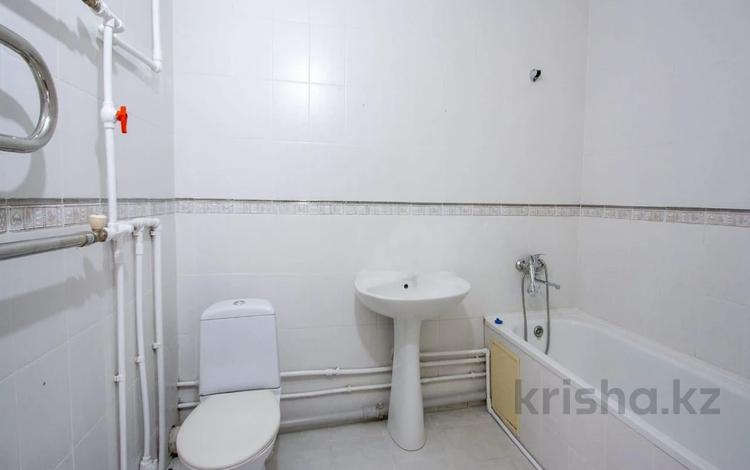 2-бөлмелі пәтер · 53 м² · 3/9 қабат, мкр Аксай-1А, мкр. Аксай, бағасы: 30 млн ₸ в Алматы, Ауэзовский р-н — фото 2