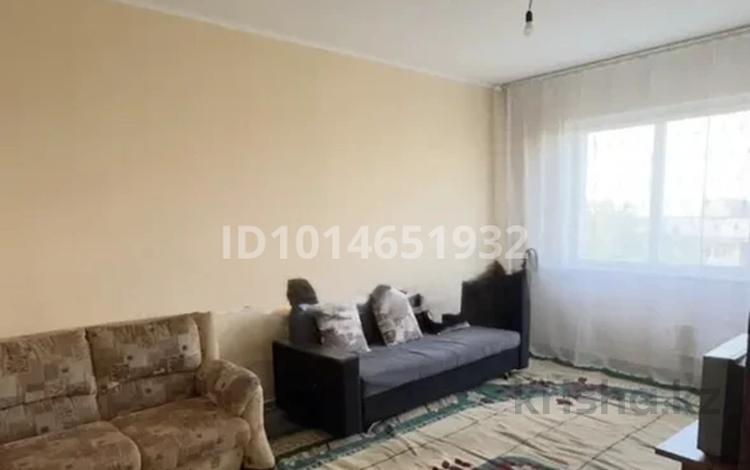 2-комнатная квартира · 52 м² · 5/9 этаж, мкр Аксай-4 79 за 240 000 ₸ в Алматы, Ауэзовский р-н — фото 2