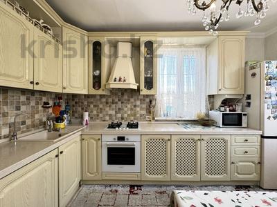 Жеке үй · 5 бөлме · 187 м² · 10 жүзд., Үркер, бағасы: 85 млн ₸ в Астане, Нура р-н