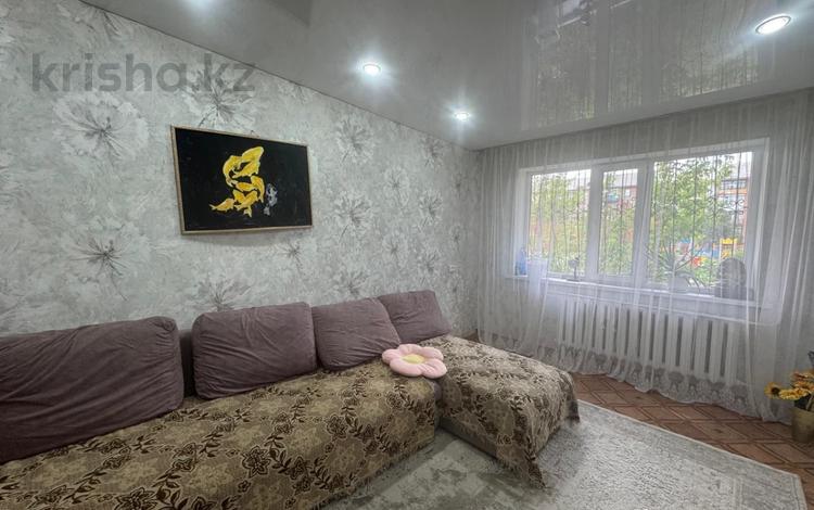 3-комнатная квартира · 57 м² · 1/5 этаж, 343 квартал — Апрель за 18 млн ₸ в Семее — фото 2