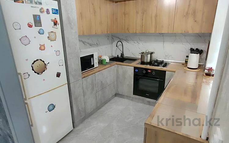 5-бөлмелі пәтер · 100.7 м² · 3/5 қабат, Мкр. 3 5 — Этаж 3, бағасы: 23.8 млн ₸ в Степногорске — фото 2