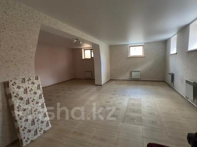 Продажа домов и дачи в Костанайской обл.: Отдельный дом · 5 комнат · 209.2 м² · 8.1 сот., Аубакирова за 76 млн 〒 Отдельный дом · 5 комнат · 209.2 м² · 8.1 сот., Аубакирова за 76 млн 〒 в Мичуринское