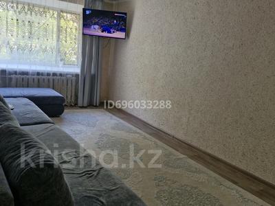 3-бөлмелі пәтер, 55 м², 1/4 қабат, Титова, бағасы: 17.8 млн 〒 в Семее