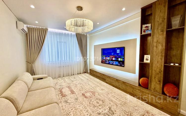 3-бөлмелі пәтер · 81 м² · 5/9 қабат, мкр Нурсая, Султан Бейбарыс 437, бағасы: 52 млн ₸ в Атырау — фото 2