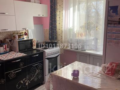 2-комнатная квартира · 43.1 м² · 2/5 этаж, Абая 6 — 21 квартал, рядом магазины Пегас, 100пудов за 10 млн ₸ в Балхаше