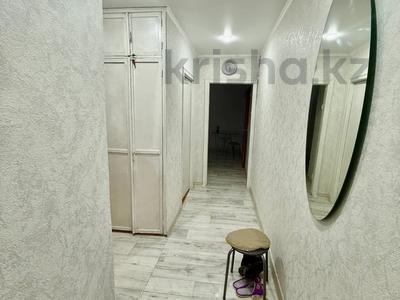 3-комнатная квартира · 55 м² · 3/4 этаж, Абылай Хана 75 за 14.8 млн 〒 в Щучинске