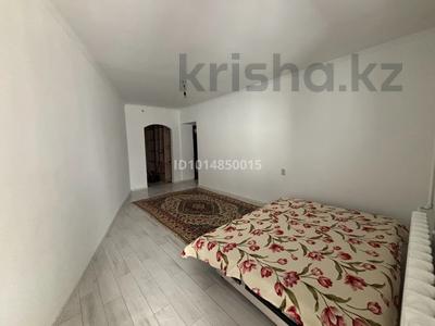 2-комнатная квартира · 61 м² · 1/6 этаж, мкр 8, Абулхайыр хана за 180 000 ₸ в Актобе