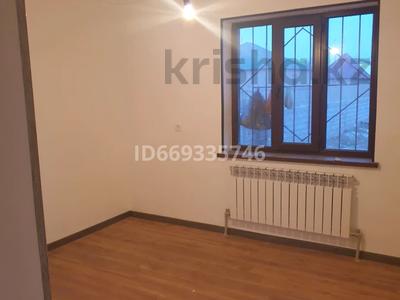 Жеке үй · 3 бөлме · 100 м² · 10 жүзд., мкр Жанаталап , улица Узынбулак 17 — Узынбулак, бағасы: 25 млн ₸ в Шымкенте, Туран р-н