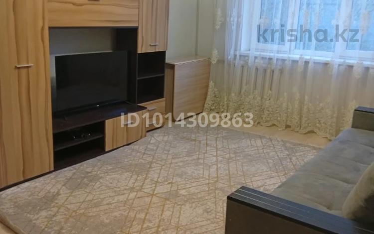 2-комнатная квартира · 70 м² · 3/5 этаж, мкр Мамыр-1 11 за 270 000 ₸ в Алматы, Ауэзовский р-н — фото 2