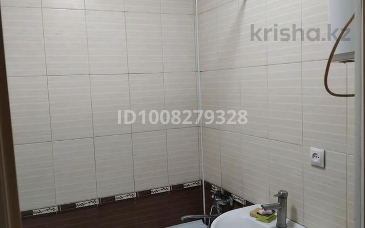 2-бөлмелі пәтер · 45 м² · 5/5 қабат, 12-шағынаудан, Майкудук, 12й микрорайон 51 — 50 лет Казахстана и Сталилетейной, бағасы: 100 000 ₸ в Караганде, Алихана Бокейханова р-н — фото 2
