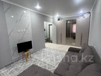 1-бөлмелі пәтер · 50 м² · 7/7 қабат, 16-й мкр 15/1, бағасы: 10.5 млн ₸ в Актау
