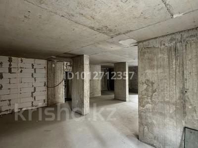 3-бөлмелі пәтер · 90 м² · 2/13 қабат, Утепова 35, бағасы: 58 млн ₸ в Алматы, Бостандыкский р-н