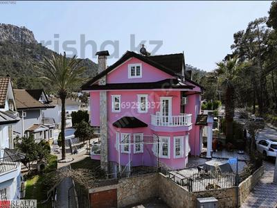 Отдельный дом • 5 комнат • 180 м² • 5 сот., Atatürk 99 за 170 млн 〒 в Кемере