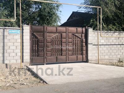 Отдельный дом · 4 комнаты · 250 м² · 49 сот., Шеке Айтынбетов 16 — Село Суханбай за 22 млн ₸ в Жамбылской обл., Байзак