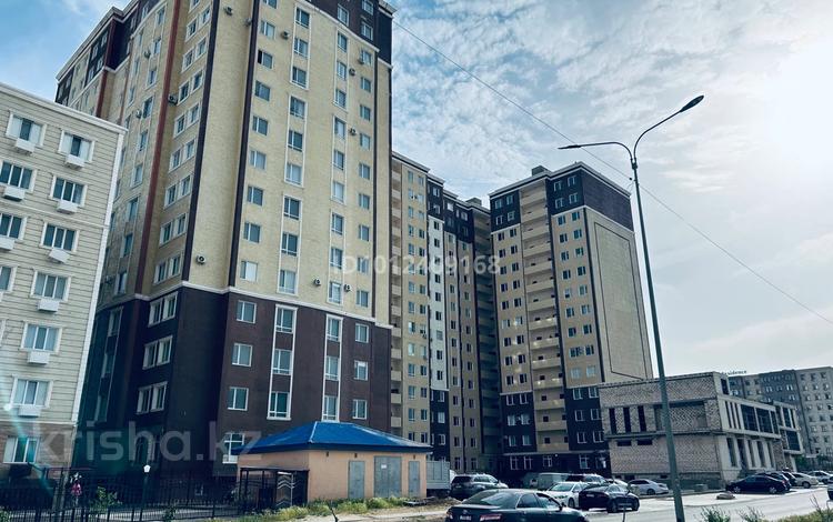 2-комнатная квартира · 80 м² · 8/15 этаж, 17-й мкр 87/4 за 18 млн ₸ в Актау — фото 2