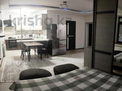 2-бөлмелі пәтер · 60 м² · 2/3 қабат, Шевченко — Достык, бағасы: 24 000 ₸ в Алматы, Медеуский р-н