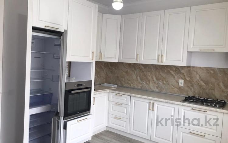 2-комнатная квартира · 71 м² · 2/5 этаж, Болашак 26 за 220 000 ₸ в Талдыкоргане, мкр Болашак — фото 2