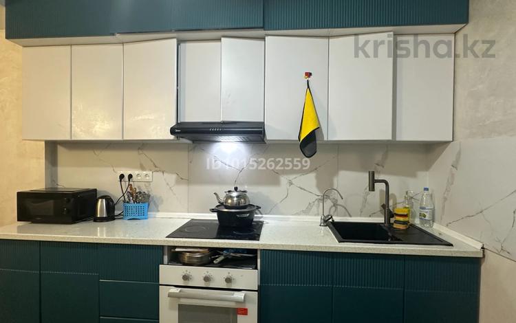 3-комнатная квартира · 70 м² · 3/5 этаж, мкр Думан-2, Халиуллина/мкр Думан 172/2 за 400 000 ₸ в Алматы, Медеуский р-н — фото 2