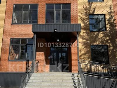 3-бөлмелі пәтер · 72.7 м² · 3/5 қабат, Тимирязева 1а, бағасы: ~ 26.2 млн ₸ в Щучинске